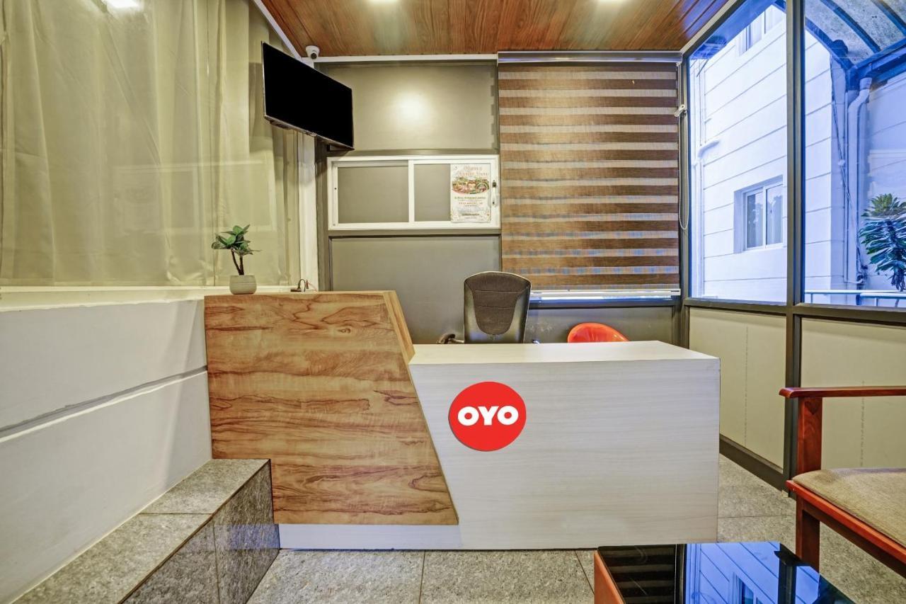 Отель Oyo Flagship 81260 Star Lights Муннар Экстерьер фото
